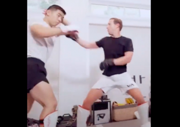 Mark Zuckerberg displays MMA skills in training clip (VIDEO)